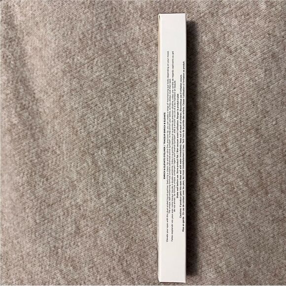 Iconic London- Enrich & Elevate Eyeliner - Picture 8 of 8